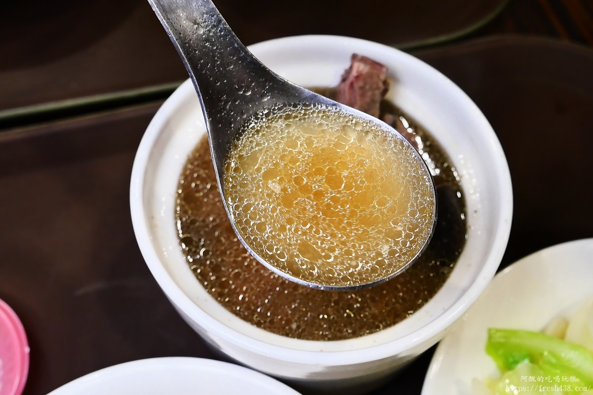 元氣十盅中壢店｜原台G創始店二代傳承，蒸煮雞湯食補美容推薦