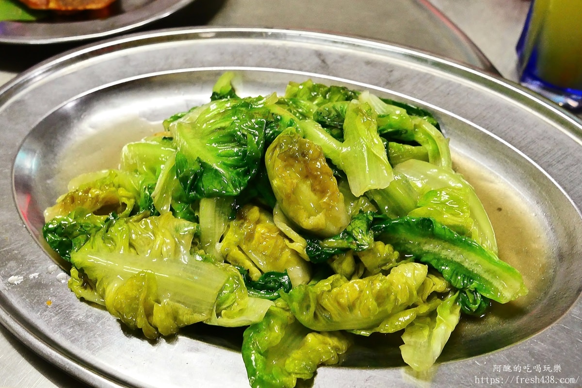 亞羅街夜市美食攻略｜黃亞華必吃菜單與必吃攤位整理