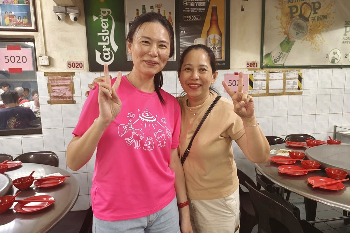 亞羅街夜市美食攻略｜黃亞華必吃菜單與必吃攤位整理