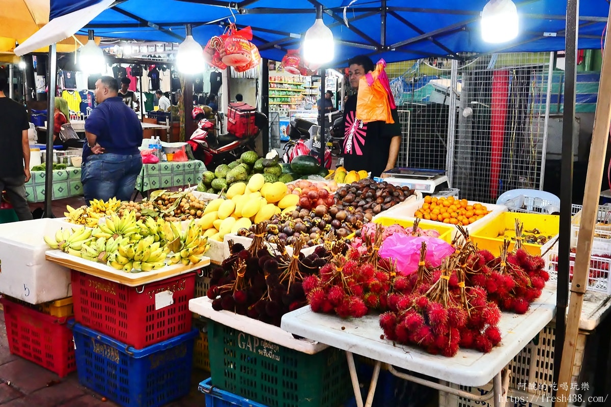 亞羅街夜市美食攻略｜黃亞華必吃菜單與必吃攤位整理