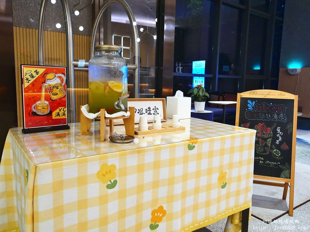 【常德住宿推薦】常德鼎城福捷希爾頓花園酒店開箱，房間舒適、早餐必吃常德米粉