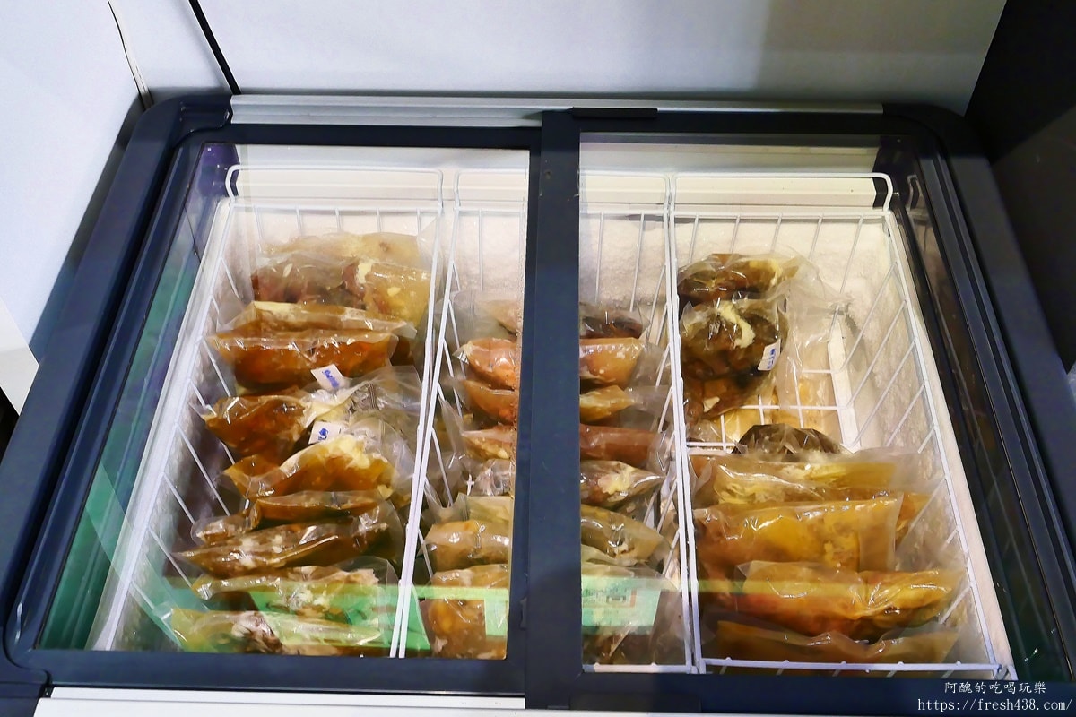 元氣十盅中壢店｜原台G創始店二代傳承，蒸煮雞湯食補美容推薦