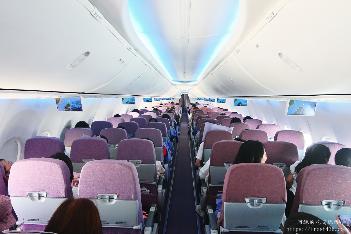 【兩岸直飛實測】華信航空 AE217|松山直飛武漢 B737-800 經濟艙搭乘紀錄 - 第6張圖 【兩岸直飛實測】華信航空 AE217|松山直飛武漢 B737-800 經濟艙搭乘紀錄