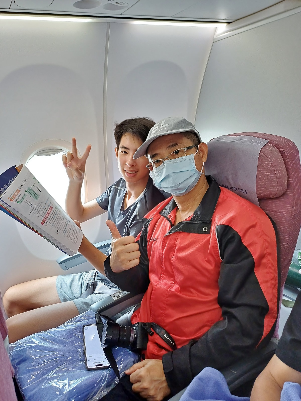 【兩岸直飛實測】華信航空 AE217|松山直飛武漢 B737-800 經濟艙搭乘紀錄 - 第8張圖 【兩岸直飛實測】華信航空 AE217|松山直飛武漢 B737-800 經濟艙搭乘紀錄