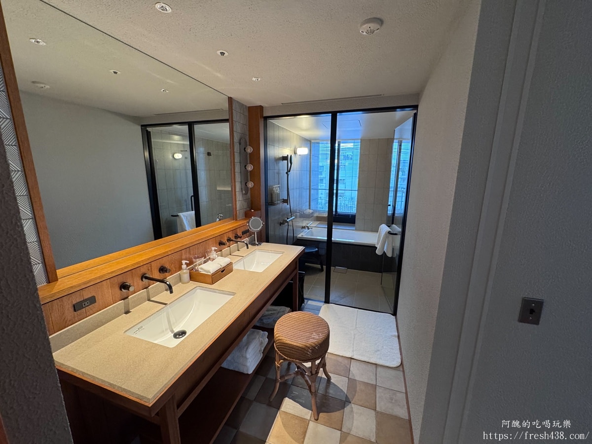 【沖繩那霸住宿推薦】Southwest Grand Hotel 國際通附近新飯店開箱,角部屋採光好、早餐烤魚必吃 - 第12張圖 【沖繩那霸住宿推薦】Southwest Grand Hotel 國際通附近新飯店開箱,角部屋採光好、早餐烤魚必吃