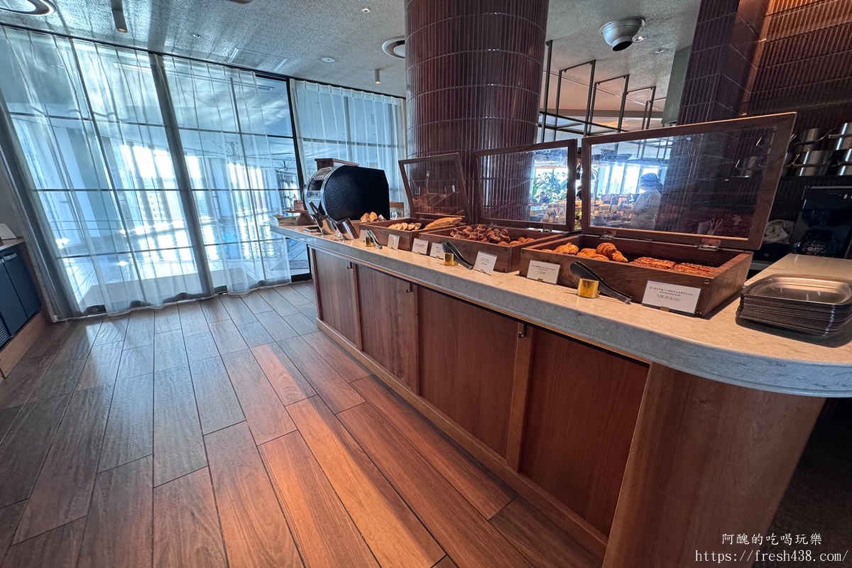 【沖繩那霸住宿推薦】Southwest Grand Hotel 國際通附近新飯店開箱,角部屋採光好、早餐烤魚必吃 - 第20張圖 【沖繩那霸住宿推薦】Southwest Grand Hotel 國際通附近新飯店開箱,角部屋採光好、早餐烤魚必吃