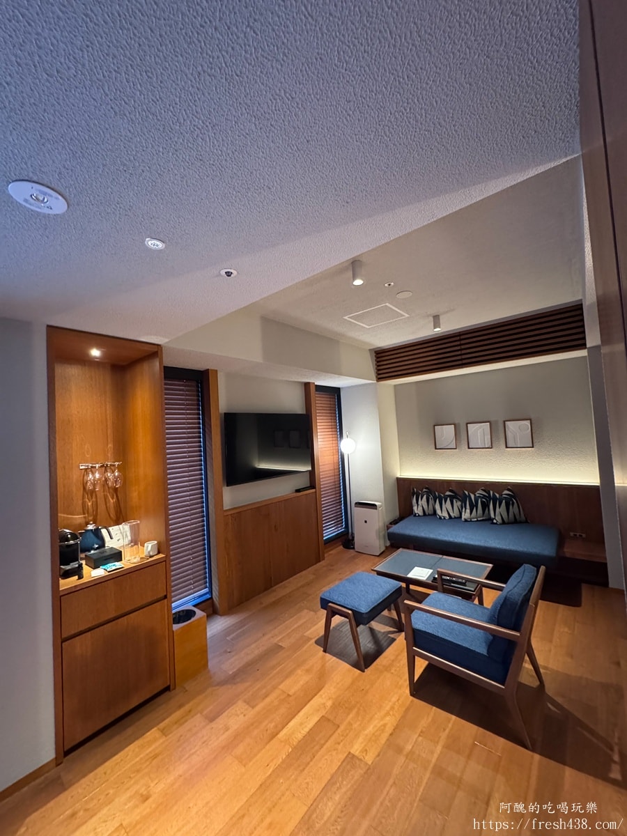 【沖繩那霸住宿推薦】Southwest Grand Hotel 國際通附近新飯店開箱,角部屋採光好、早餐烤魚必吃 - 第11張圖 【沖繩那霸住宿推薦】Southwest Grand Hotel 國際通附近新飯店開箱,角部屋採光好、早餐烤魚必吃