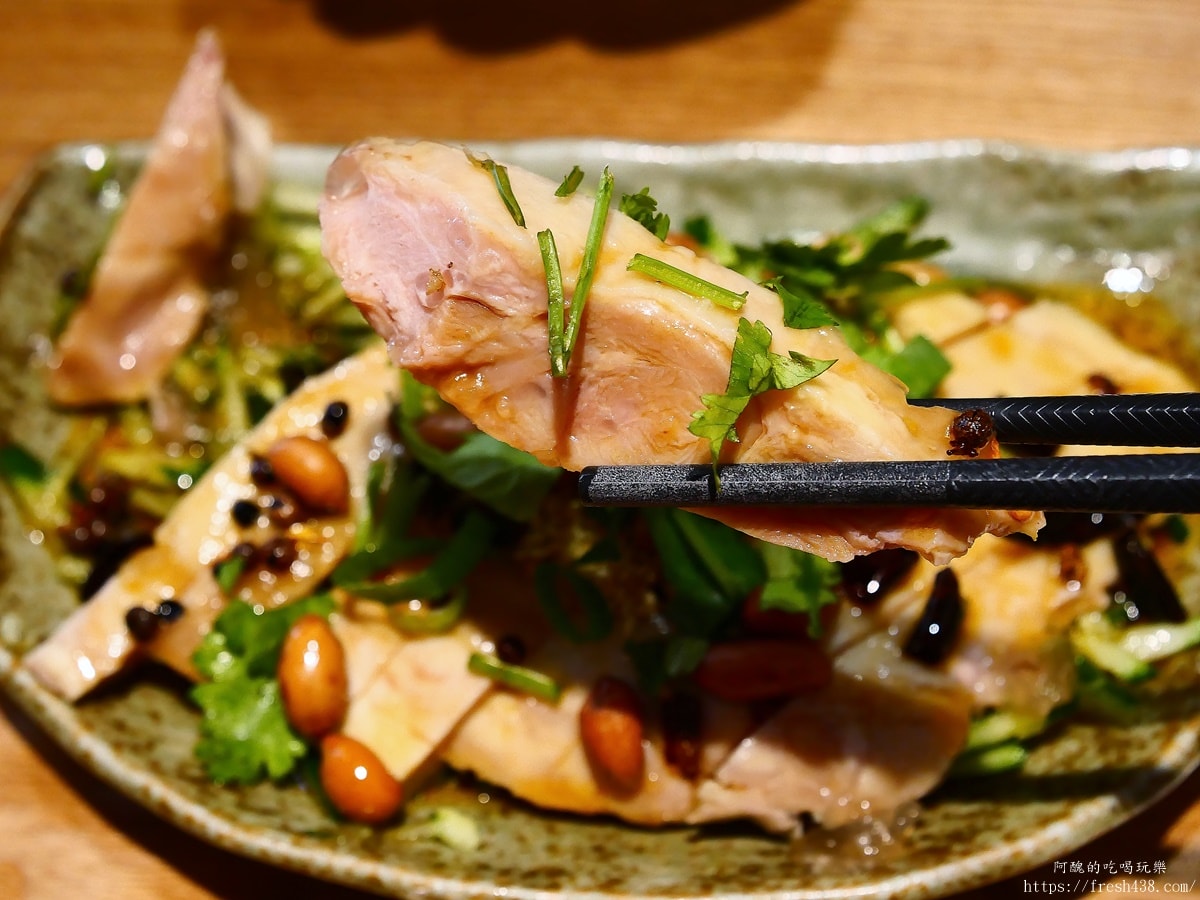 【中和美食】秦朝老碗麵|民德路必吃道地陝西味,酥脆老潼關肉夾饃與 Q 彈油潑扯麵推薦 - 第25張圖 【中和美食】秦朝老碗麵|民德路必吃道地陝西味,酥脆老潼關肉夾饃與 Q 彈油潑扯麵推薦