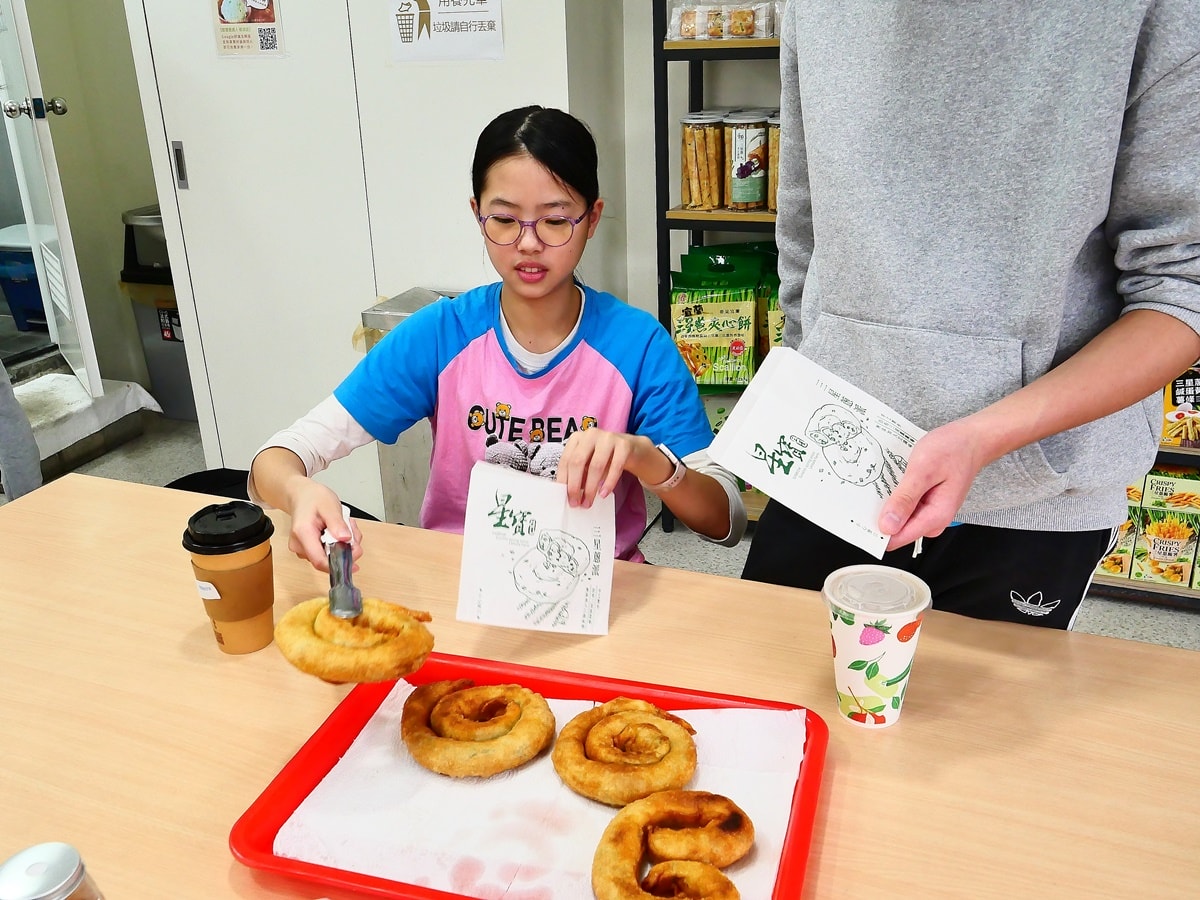 宜蘭礁溪三星蔥DIY推薦｜星寶蔥達人180元蔥派＋飲料隱藏版體驗親子必玩