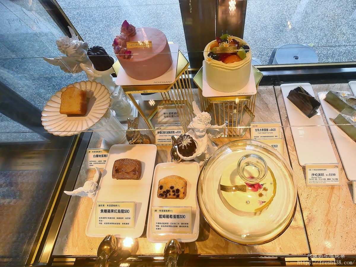 南港美食推薦 NEVERLAND Bakery Café|南港車站必吃義大利麵燉飯+人氣甜點下午茶(菜單含牛肉麵中式料理) - 第10張圖 南港美食推薦 NEVERLAND Bakery Café|南港車站必吃義大利麵燉飯+人氣甜點下午茶(菜單含牛肉麵中式料理)