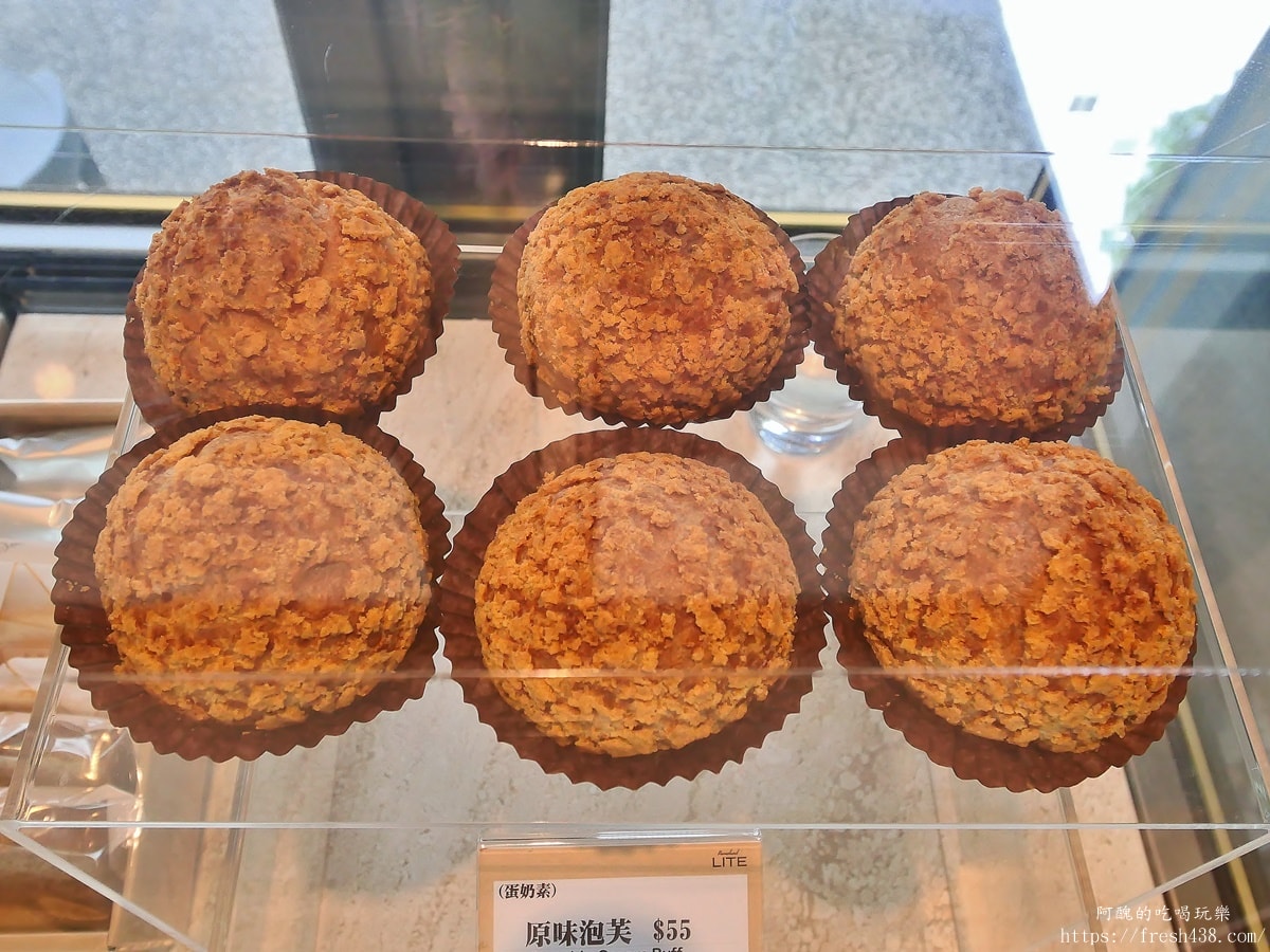 南港美食推薦 NEVERLAND Bakery Café|南港車站必吃義大利麵燉飯+人氣甜點下午茶(菜單含牛肉麵中式料理) - 第12張圖 南港美食推薦 NEVERLAND Bakery Café|南港車站必吃義大利麵燉飯+人氣甜點下午茶(菜單含牛肉麵中式料理)