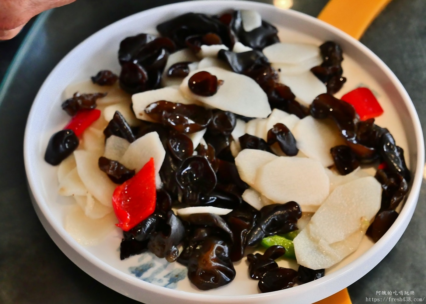 張家界美食推薦|黑竹溝野山菌火鍋評價,50元人民幣團餐吃什麼一次看 - 第26張圖 張家界美食推薦|黑竹溝野山菌火鍋評價,50元人民幣團餐吃什麼一次看