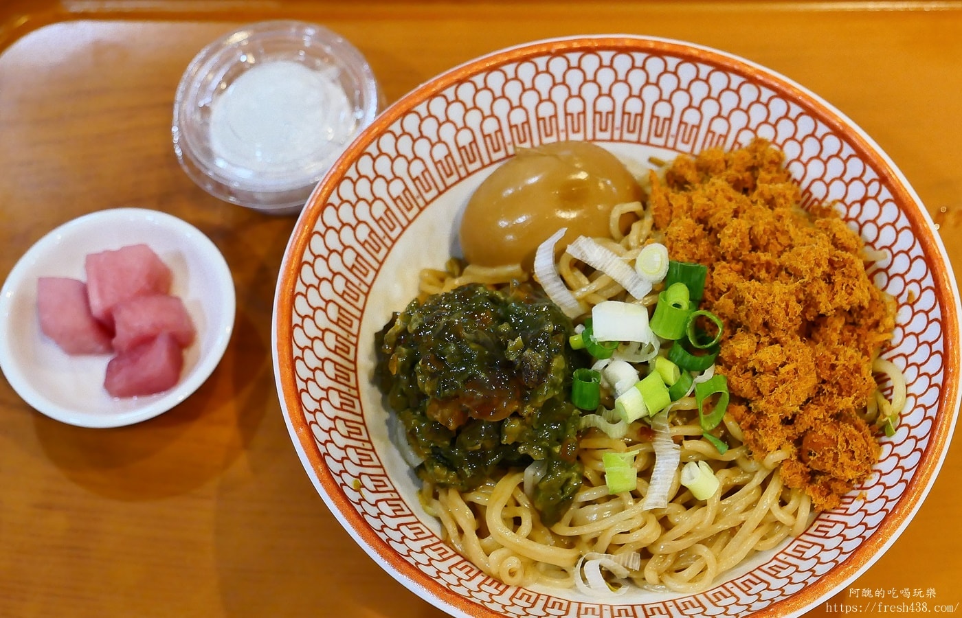 板橋美食推薦｜花山家台麵小館 高CP值麵店、必吃小菜與免費冬瓜茶