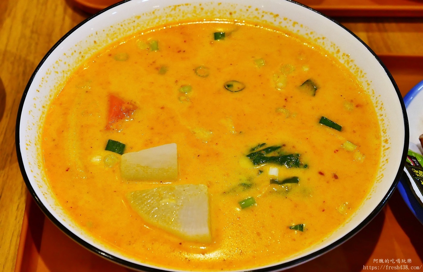板橋美食推薦｜花山家台麵小館 高CP值麵店、必吃小菜與免費冬瓜茶