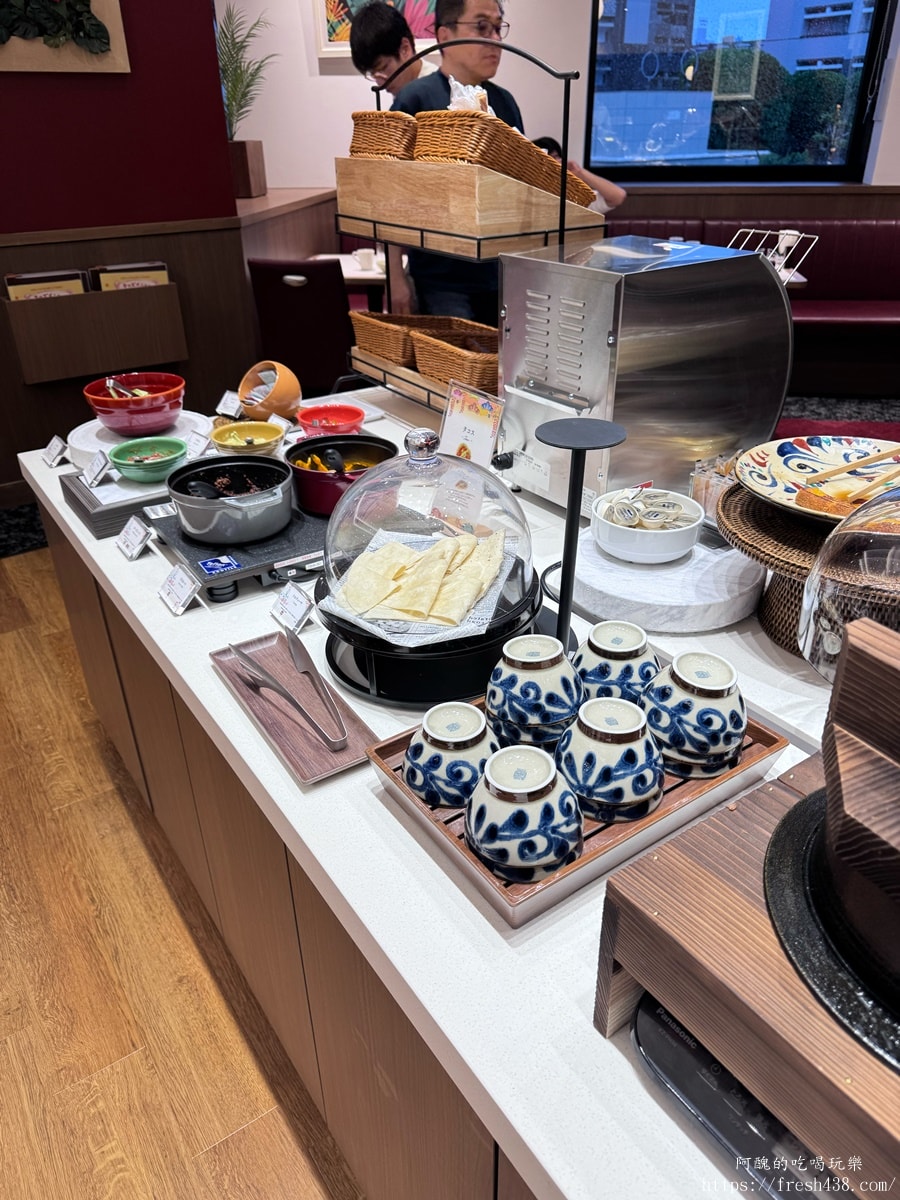 那霸蒙特利拉蘇瑞酒店 Hotel Monterey La Soeur Naha 開箱｜2026翻修評價：國際通入口、縣廳前站2分鐘（原Hotel Rocore Naha）