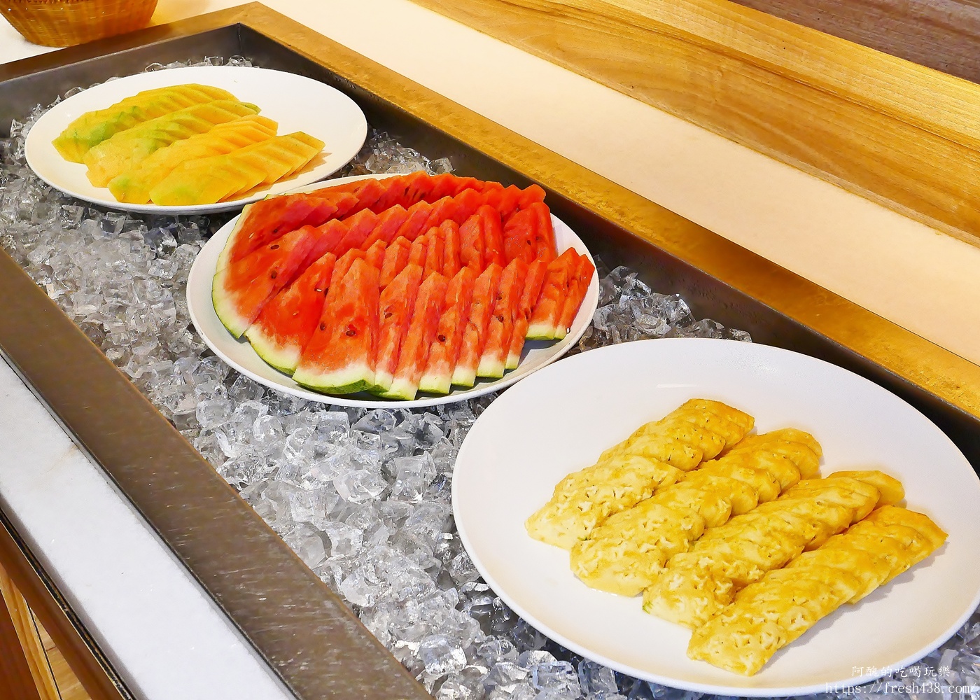 陽明山天籟渡假酒店絢彩廳晚餐開箱｜Buffet自助餐吃到飽推薦，海鮮、熱食、甜點一次滿足
