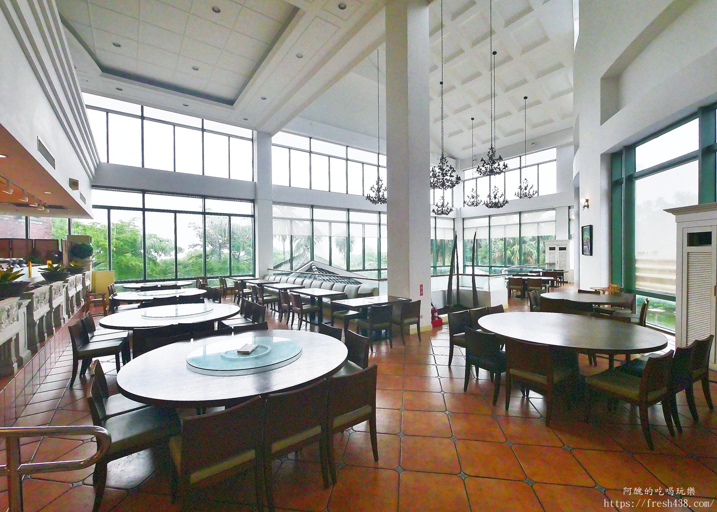 陽明山天籟渡假酒店早餐開箱｜自助式早餐吃到飽，現煮小卷米粉、燙青菜超滿足！