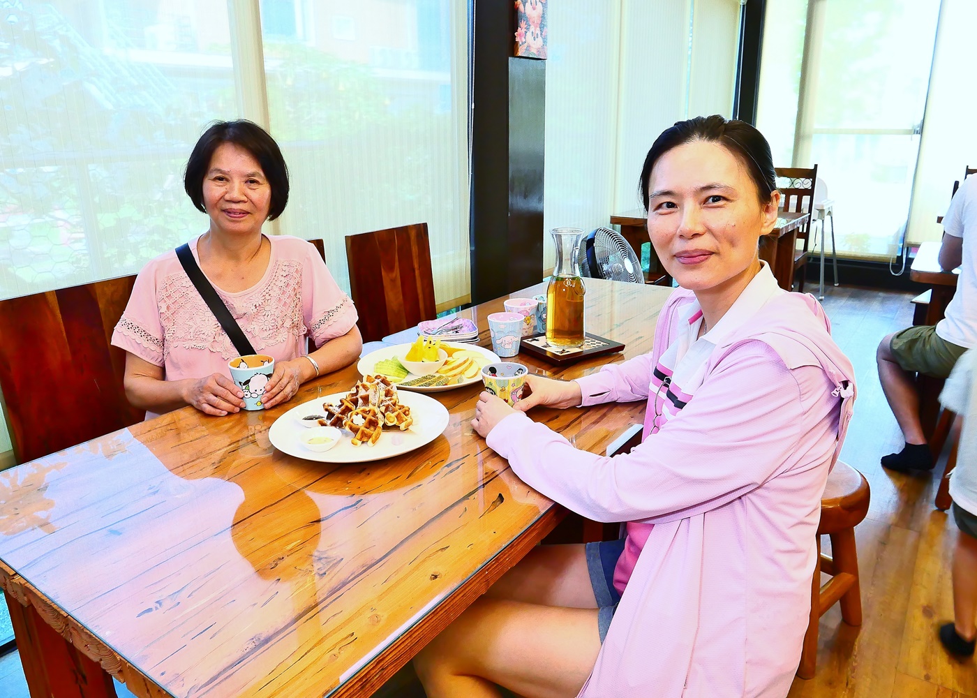宜蘭親子民宿推薦｜松之墅溜滑梯親子民宿開箱，球池、戲水池、沙坑、電動遊戲、免費下午茶一次滿足