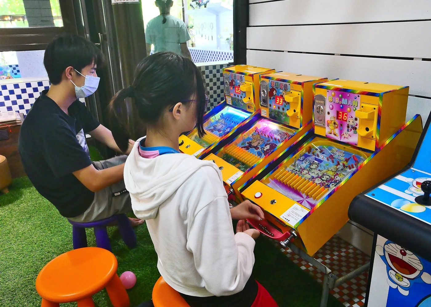 宜蘭親子民宿推薦｜松之墅溜滑梯親子民宿開箱，球池、戲水池、沙坑、電動遊戲、免費下午茶一次滿足