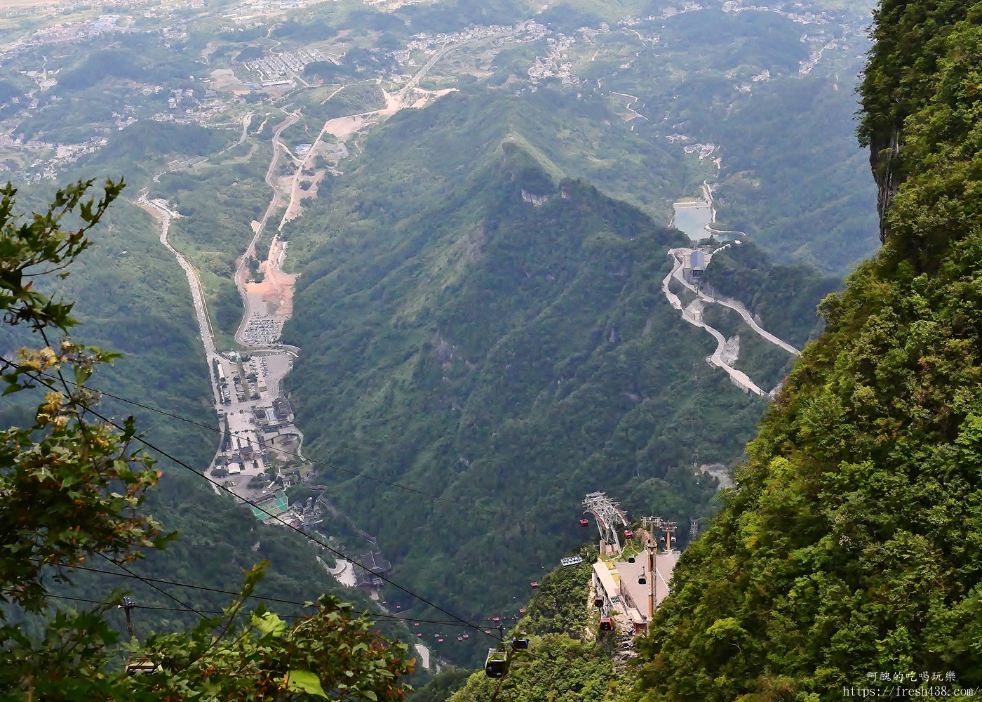 天門山A線攻略|最佳路線不走回頭路!世界最長索道、鬼谷棧道、玻璃棧道、天門洞一次玩透透 - 第15張圖 天門山A線攻略|最佳路線不走回頭路!世界最長索道、鬼谷棧道、玻璃棧道、天門洞一次玩透透