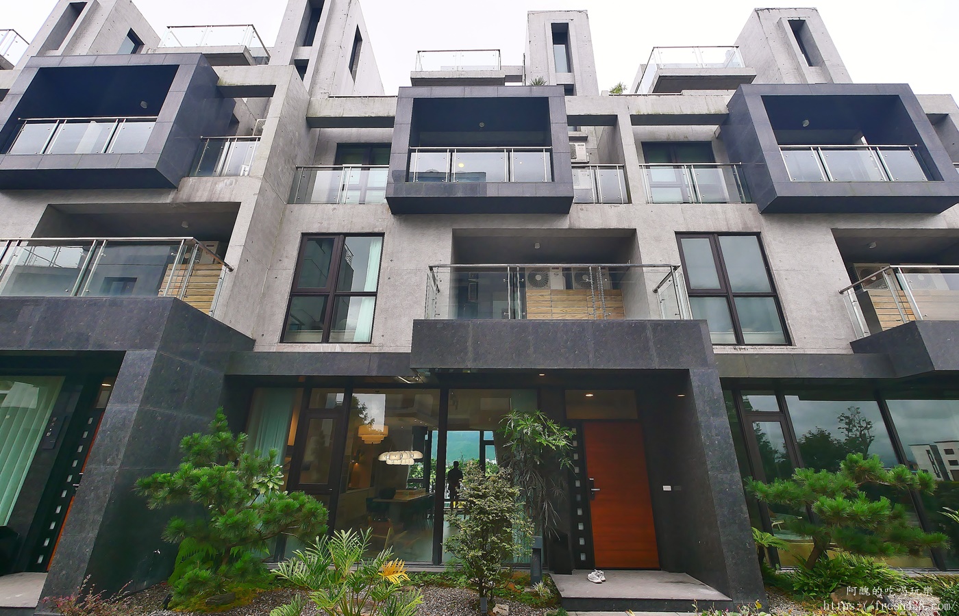 宜蘭包棟民宿推薦｜八代町包棟住宿開箱！戲水池、Switch、烤肉玩翻天，親子旅遊首選
