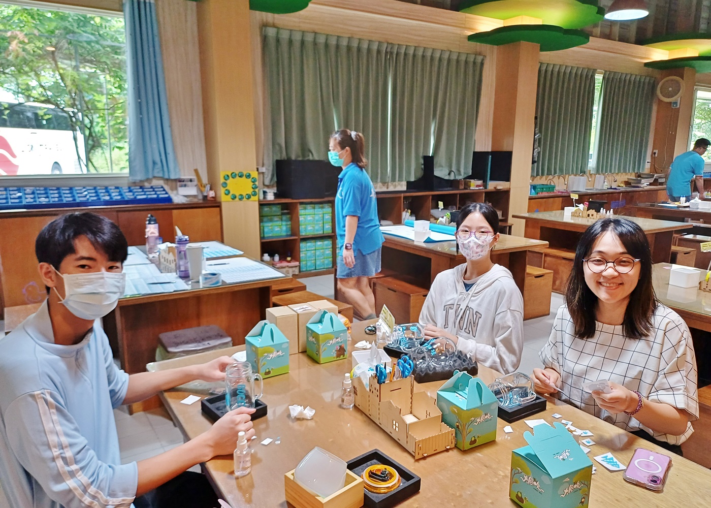 宜蘭室內景點推薦|大風吹手作館親子DIY:集光瓶、噴砂DIY體驗,雨天好去處! - 第27張圖 宜蘭室內景點推薦|大風吹手作館親子DIY:集光瓶、噴砂DIY體驗,雨天好去處!