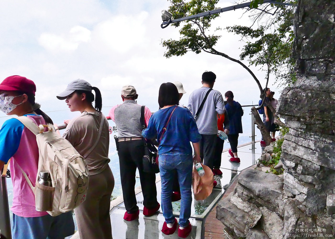 天門山A線攻略|最佳路線不走回頭路!世界最長索道、鬼谷棧道、玻璃棧道、天門洞一次玩透透 - 第26張圖 天門山A線攻略|最佳路線不走回頭路!世界最長索道、鬼谷棧道、玻璃棧道、天門洞一次玩透透