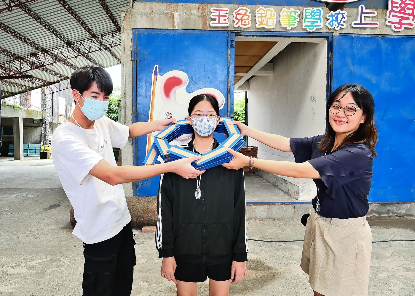 【宜蘭景點】玉兔鉛筆學校｜門票、DIY體驗、導覽、停車攻略，宜蘭親子景點雨天備案