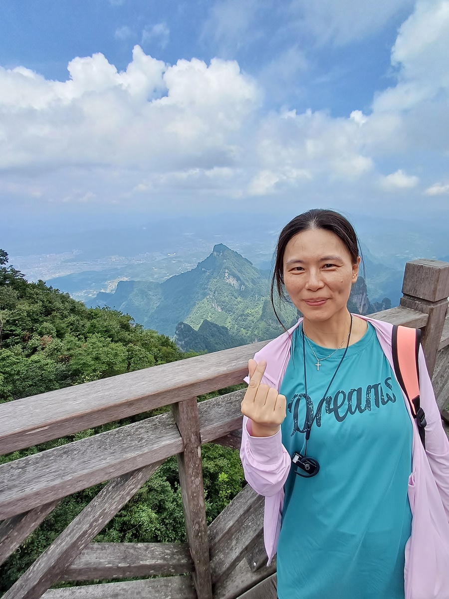 天門山A線攻略|最佳路線不走回頭路!世界最長索道、鬼谷棧道、玻璃棧道、天門洞一次玩透透 - 第40張圖 天門山A線攻略|最佳路線不走回頭路!世界最長索道、鬼谷棧道、玻璃棧道、天門洞一次玩透透
