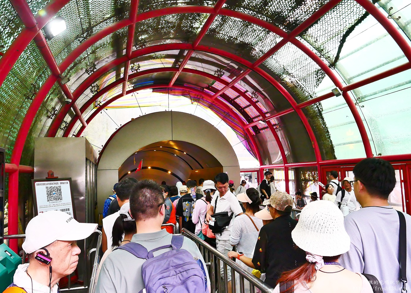 天門山A線攻略|最佳路線不走回頭路!世界最長索道、鬼谷棧道、玻璃棧道、天門洞一次玩透透 - 第47張圖 天門山A線攻略|最佳路線不走回頭路!世界最長索道、鬼谷棧道、玻璃棧道、天門洞一次玩透透