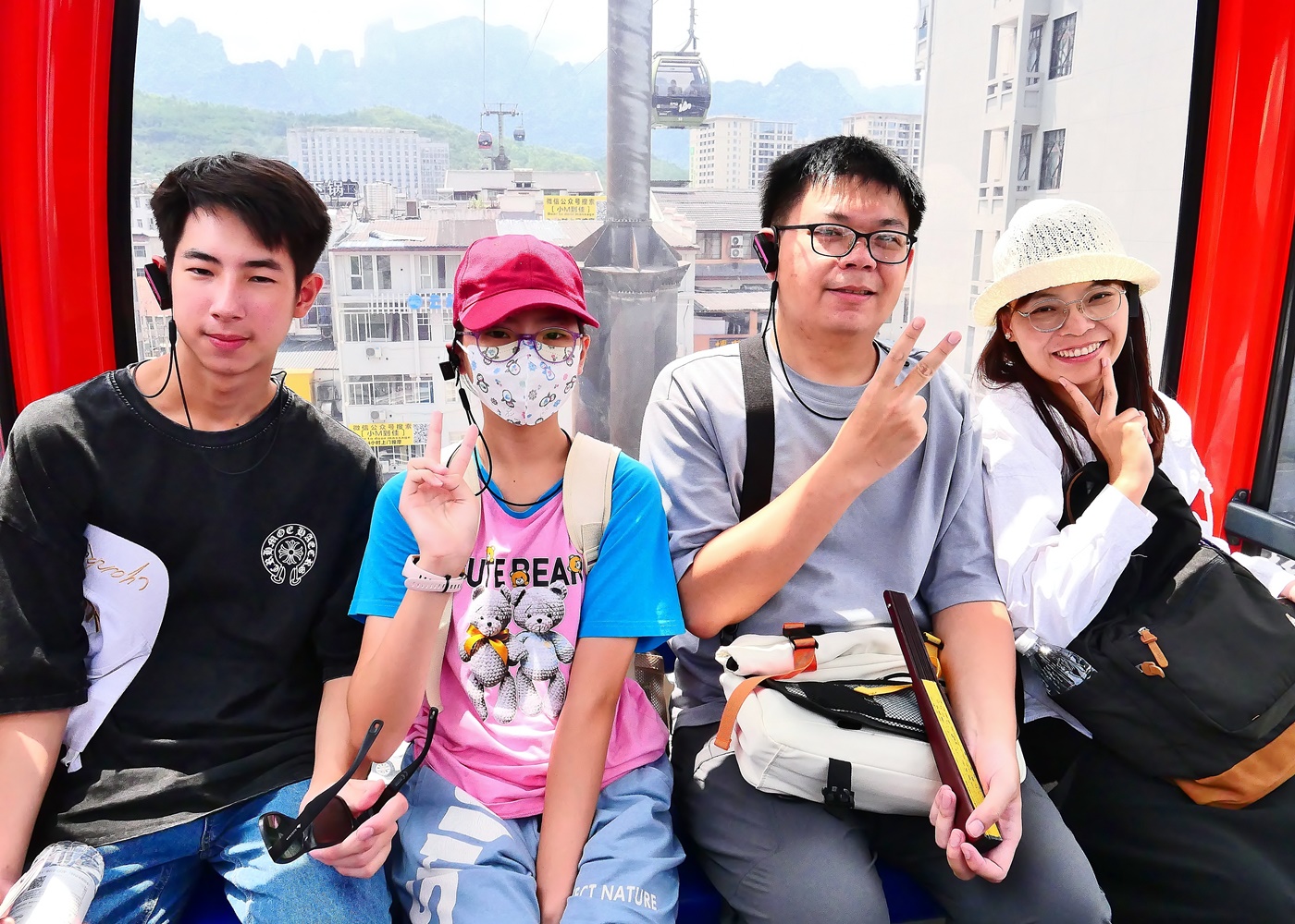 天門山A線攻略|最佳路線不走回頭路!世界最長索道、鬼谷棧道、玻璃棧道、天門洞一次玩透透 - 第9張圖 天門山A線攻略|最佳路線不走回頭路!世界最長索道、鬼谷棧道、玻璃棧道、天門洞一次玩透透