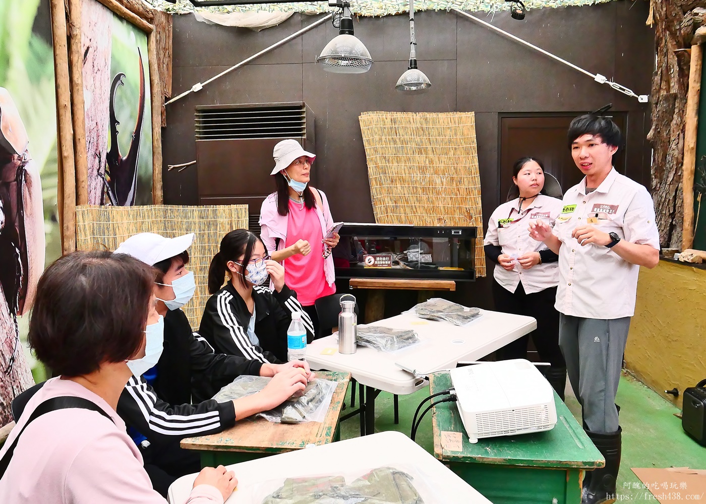 宜蘭親子景點|蘭陽動植物王國攻略!3000坪農場、雨天也能玩、猛禽訓練與動物互動體驗 - 第43張圖 宜蘭親子景點|蘭陽動植物王國攻略!3000坪農場、雨天也能玩、猛禽訓練與動物互動體驗