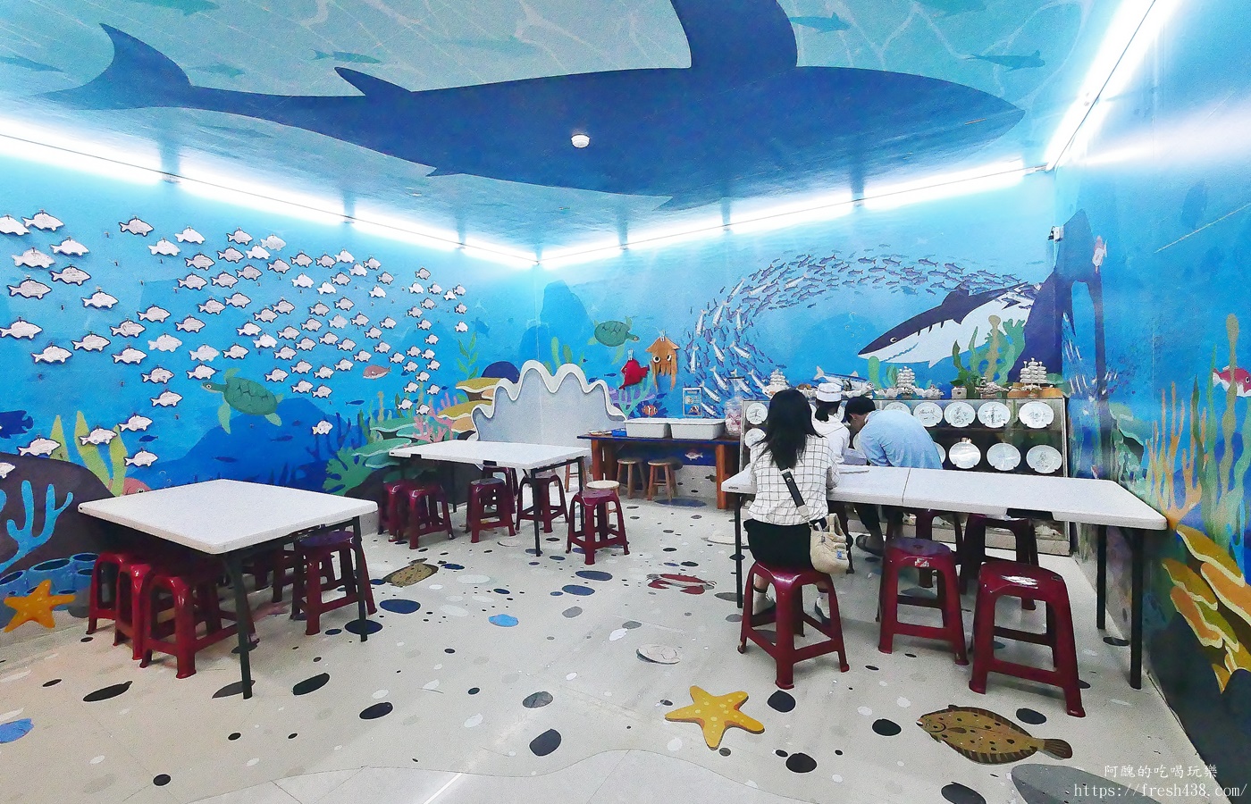 宜蘭雨天景點推薦|溪和水產觀光工廠攻略:門票抵消費,海鮮DIY、汆燙體驗超好玩! - 第71張圖 宜蘭雨天景點推薦|溪和水產觀光工廠攻略:門票抵消費,海鮮DIY、汆燙體驗超好玩!