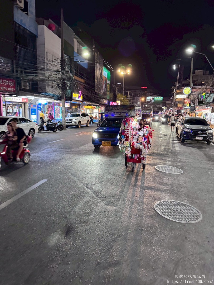 【芭達雅住宿推薦】Hilton Pattaya 希爾頓酒店開箱|海景房、無邊際泳池、早餐評價一次看 - 第38張圖 【芭達雅住宿推薦】Hilton Pattaya 希爾頓酒店開箱|海景房、無邊際泳池、早餐評價一次看