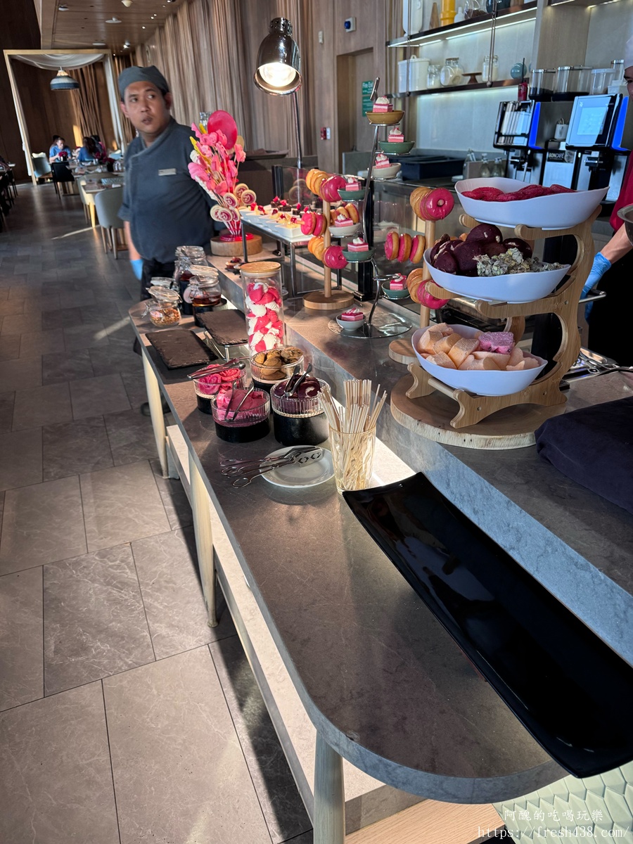 【芭達雅住宿推薦】Hilton Pattaya 希爾頓酒店開箱|海景房、無邊際泳池、早餐評價一次看 - 第24張圖 【芭達雅住宿推薦】Hilton Pattaya 希爾頓酒店開箱|海景房、無邊際泳池、早餐評價一次看
